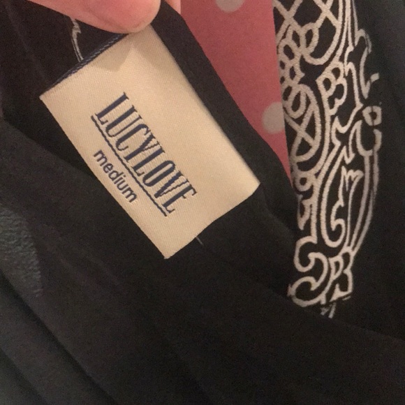 Lucy love romper - Picture 2 of 3